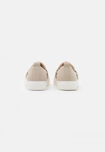 Спортивные балетки