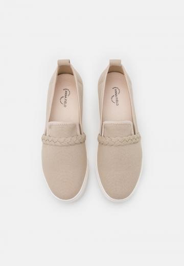 Спортивные балетки