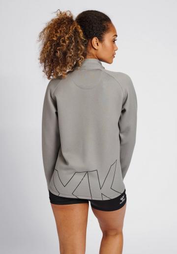 Спортивная куртка