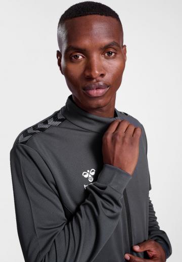 Спортивная куртка