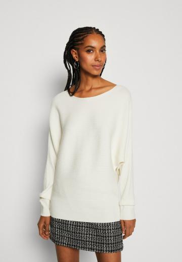 Длинный пуловер