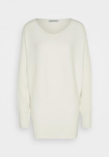 Длинный пуловер