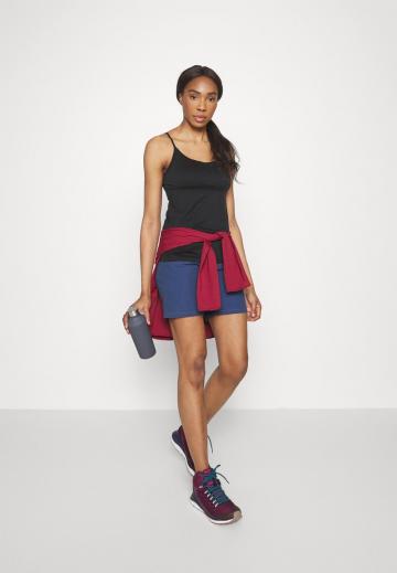 Топ на бретельках