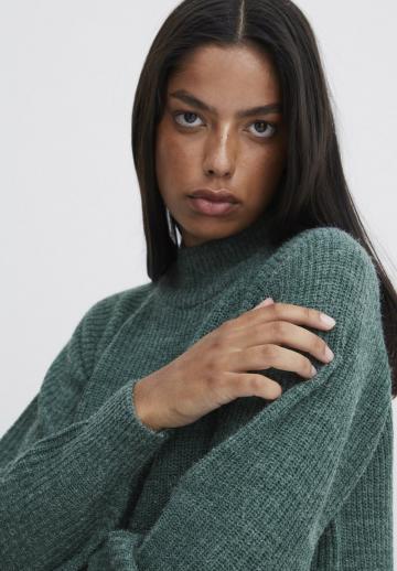 Длинный пуловер