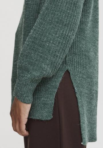 Длинный пуловер