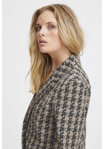 Длинный блейзер