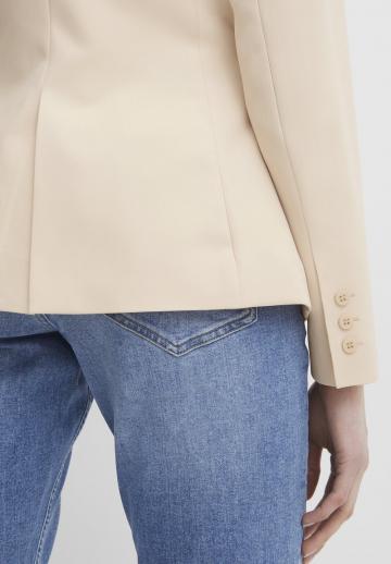 Длинный блейзер