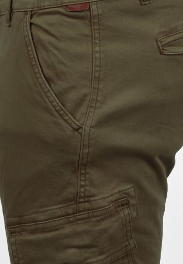 Брюки с накладными карманами