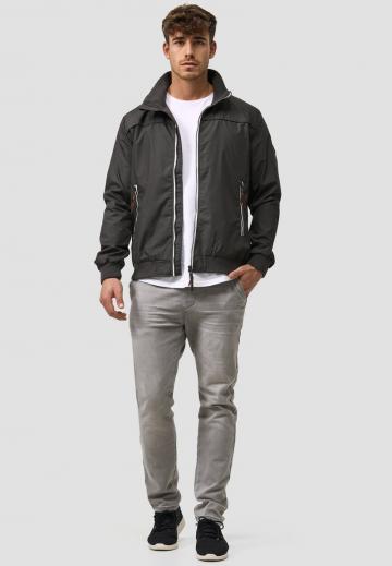 Куртка бомбер