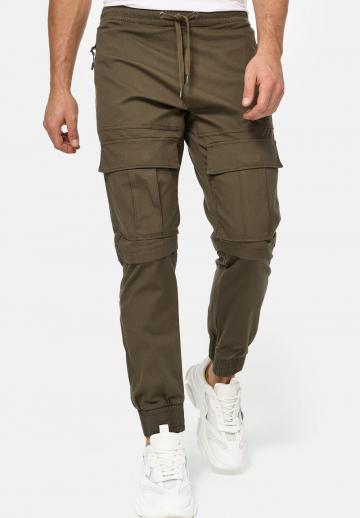 Брюки с накладными карманами