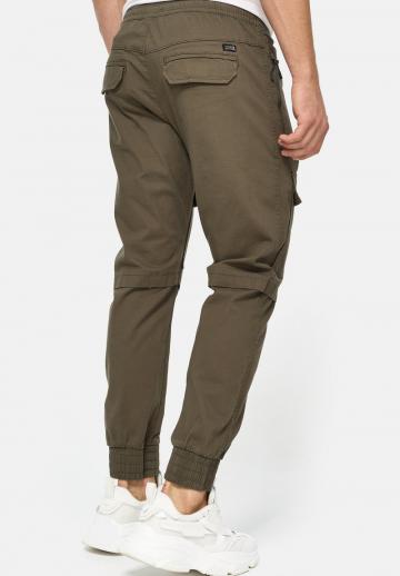 Брюки с накладными карманами