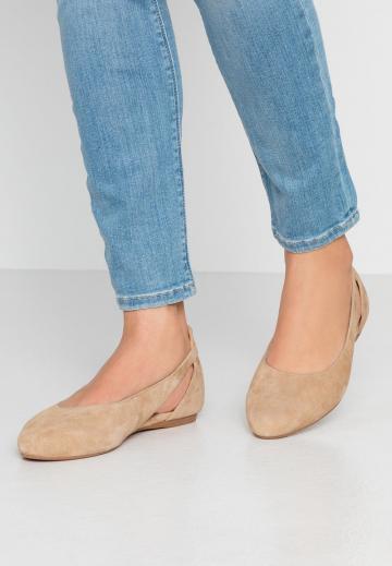 Спортивные балетки