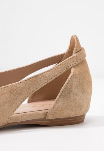 Спортивные балетки