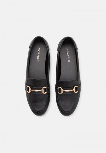 Полуботинки