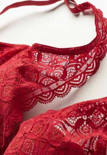 Бюстгальтер на косточках