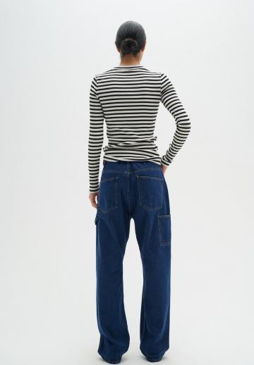 Пуловер в полоску