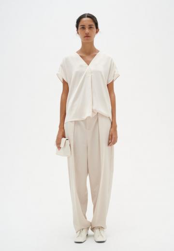 Атласная блузка