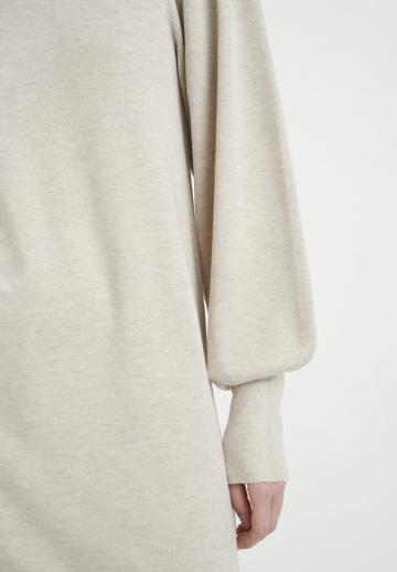 Вязаное платье