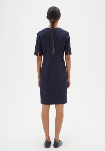 Платье футляр