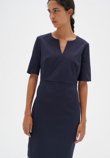 Платье футляр