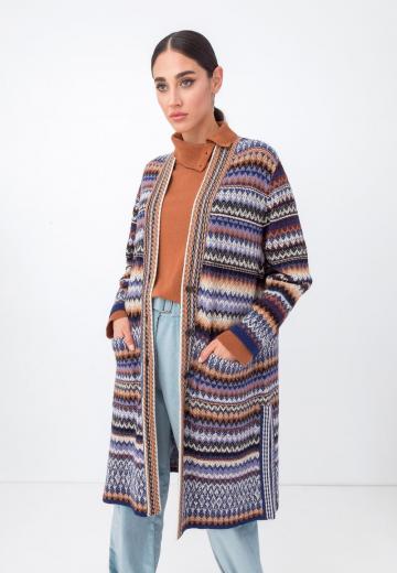 Жаккардовая вязаная кофта