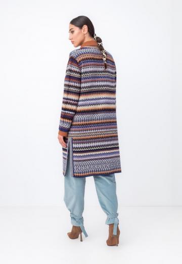 Жаккардовая вязаная кофта