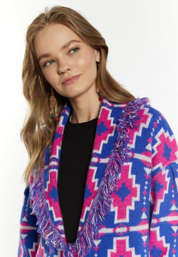 Жаккардовая вязаная кофта
