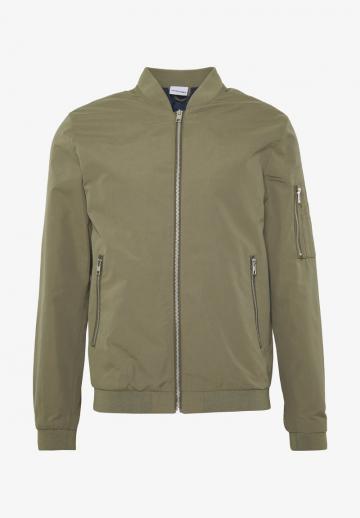 Куртка бомбер