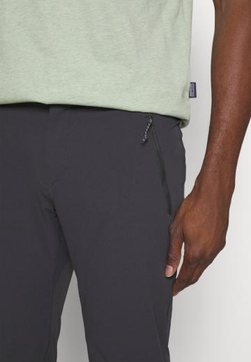 Спортивные штаны