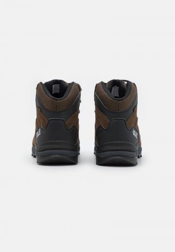 Походные ботинки