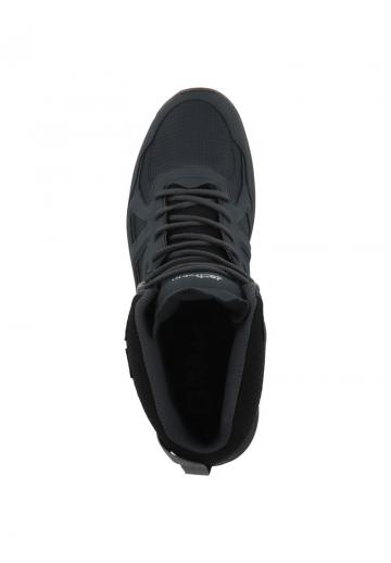 Походные ботинки