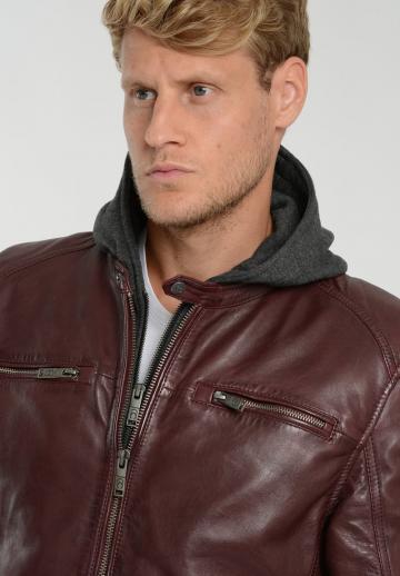 Кожаная куртка