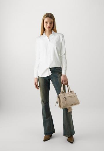 Атласная блузка