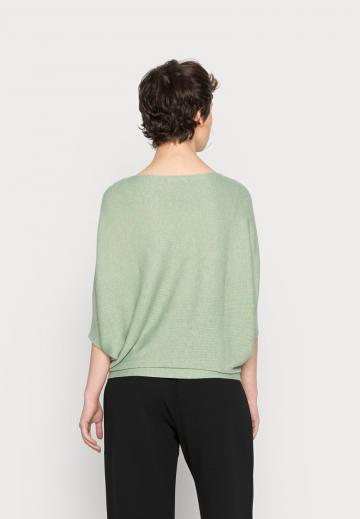 Пуловер с рукавом три четверти