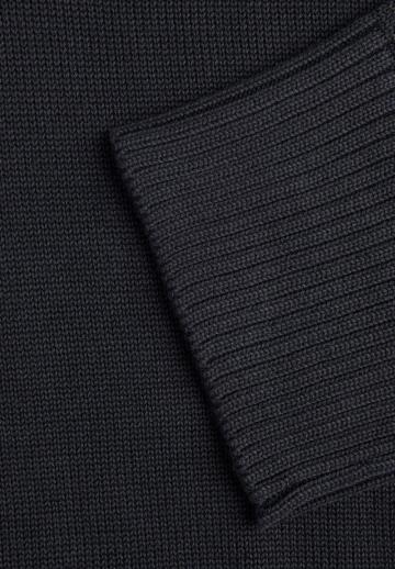 Длинный пуловер