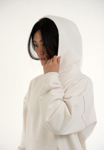 Пуловер с капюшоном