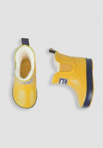 Резиновые сапоги