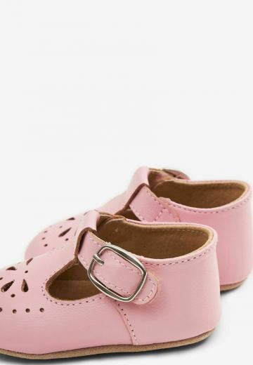 Детская обувь