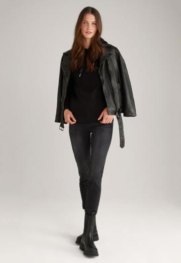 Пуловер с капюшоном