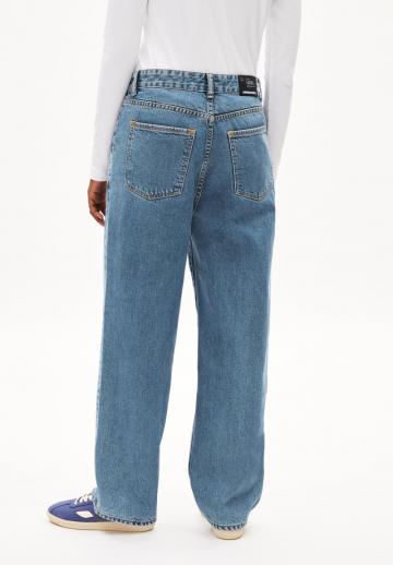 Джинсы
