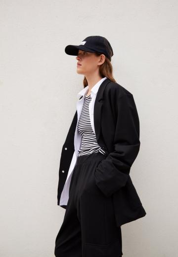 Длинный блейзер