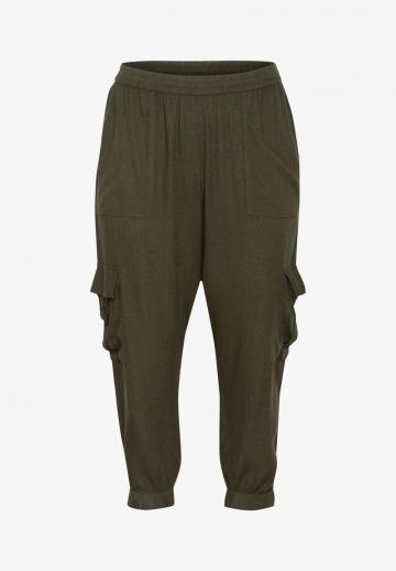 Брюки с накладными карманами