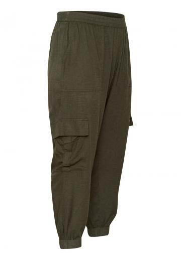 Брюки с накладными карманами