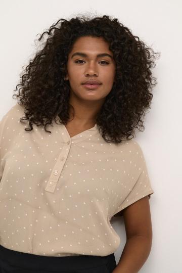 Атласная блузка