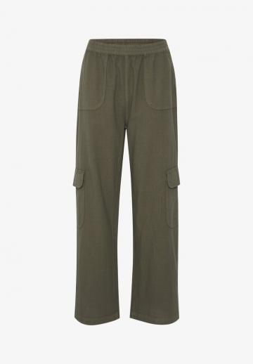 Брюки с накладными карманами