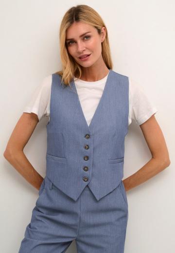 Джинсовая жилетка