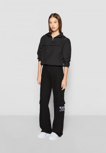 Свободные джинсы