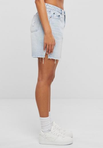 Джинсовые шорты