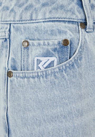 Джинсовые шорты