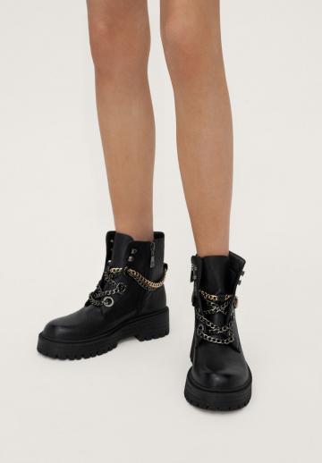 Полусапожки на высоком каблуке